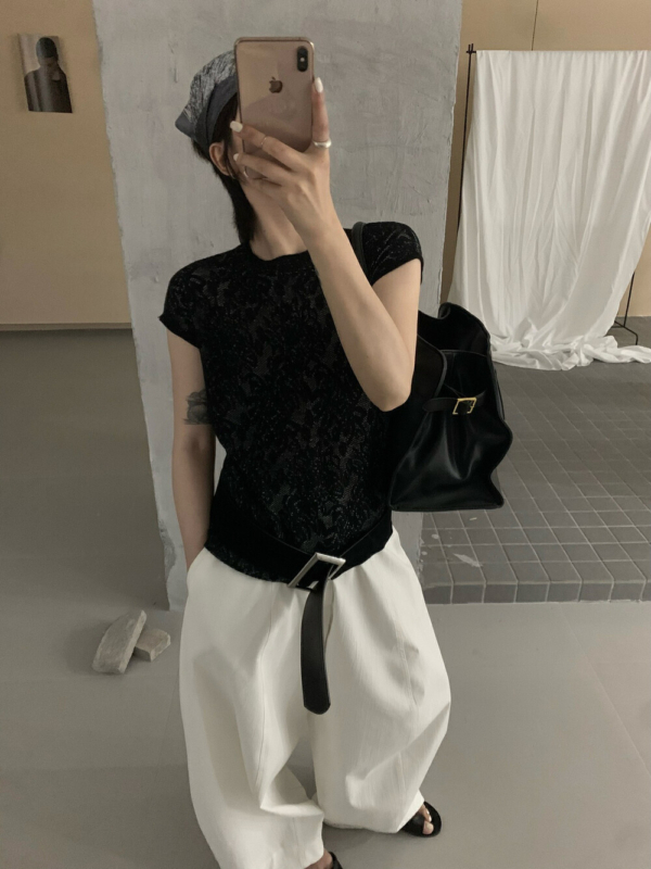 圓領蕾絲簡約套頭純欲風花紋精緻刺繡小衫