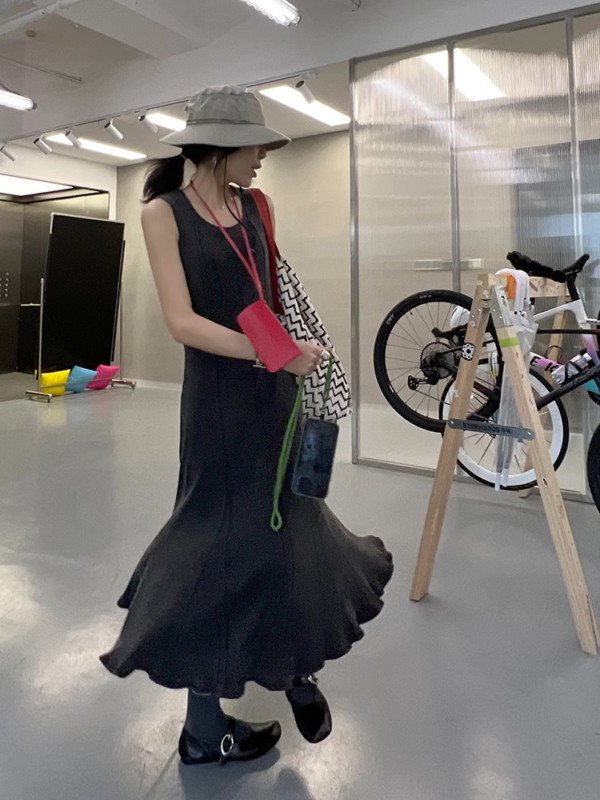 高級感裙收腰包臀魚尾背心裙無袖長裙