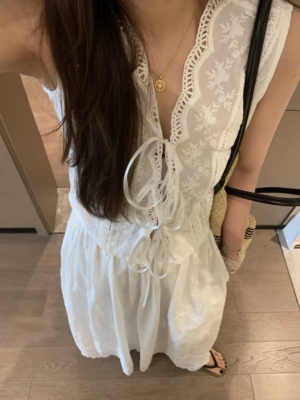 全棉綁帶刺繡無袖背心