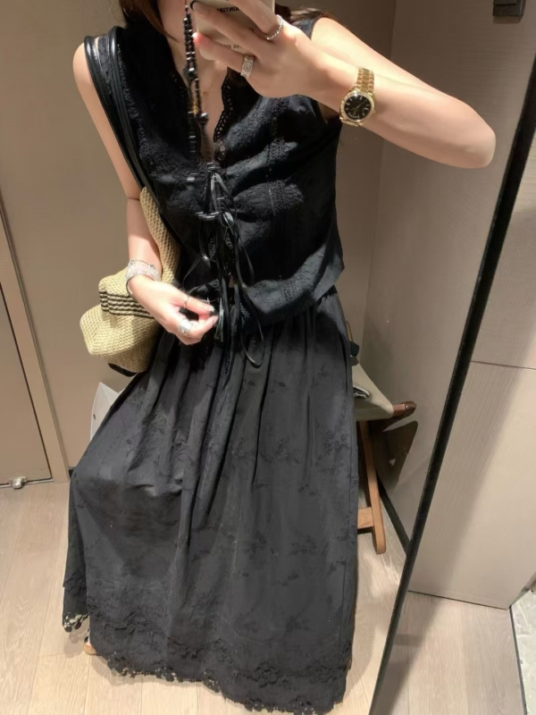 全棉綁帶刺繡無袖背心