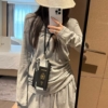 萊賽爾露背長袖短裙套裝