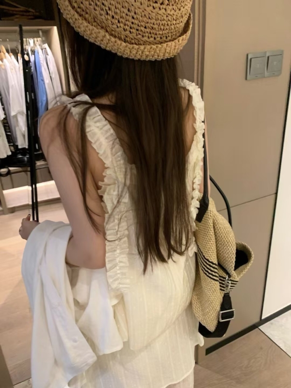 無袖波點花邊吊帶上衣