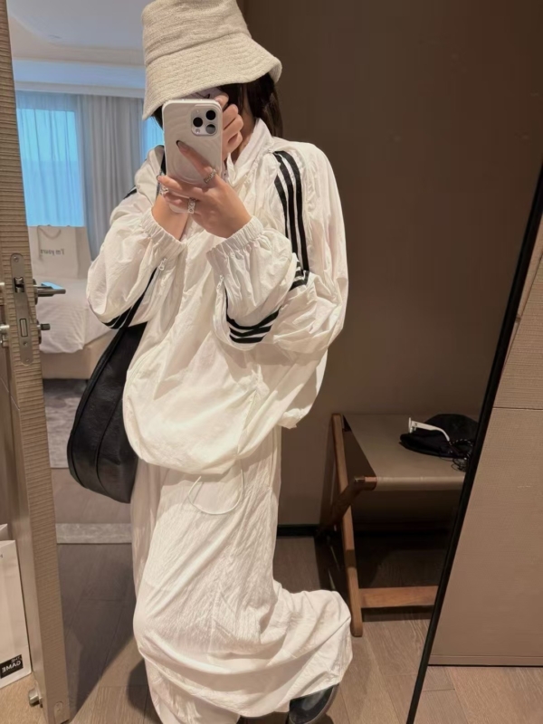 三槓衝鋒衣防曬雙拉鏈冰感薄外套